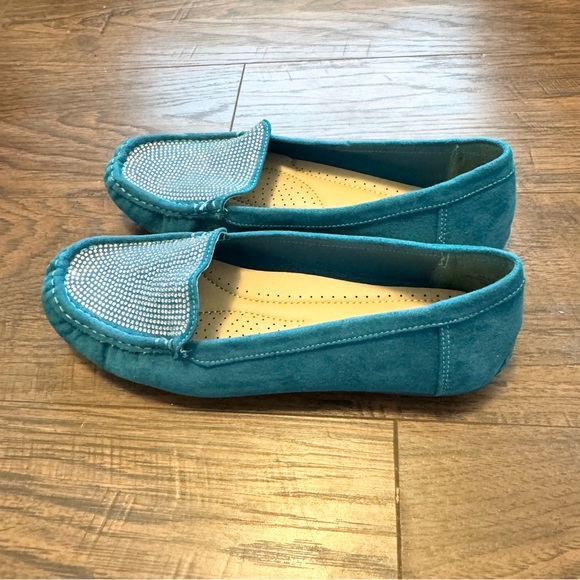 Cato Rhinestone Turquoise Suede Flat Loafer Moccasins Comfort Women’s Size 8 - Picture 3 of 8
